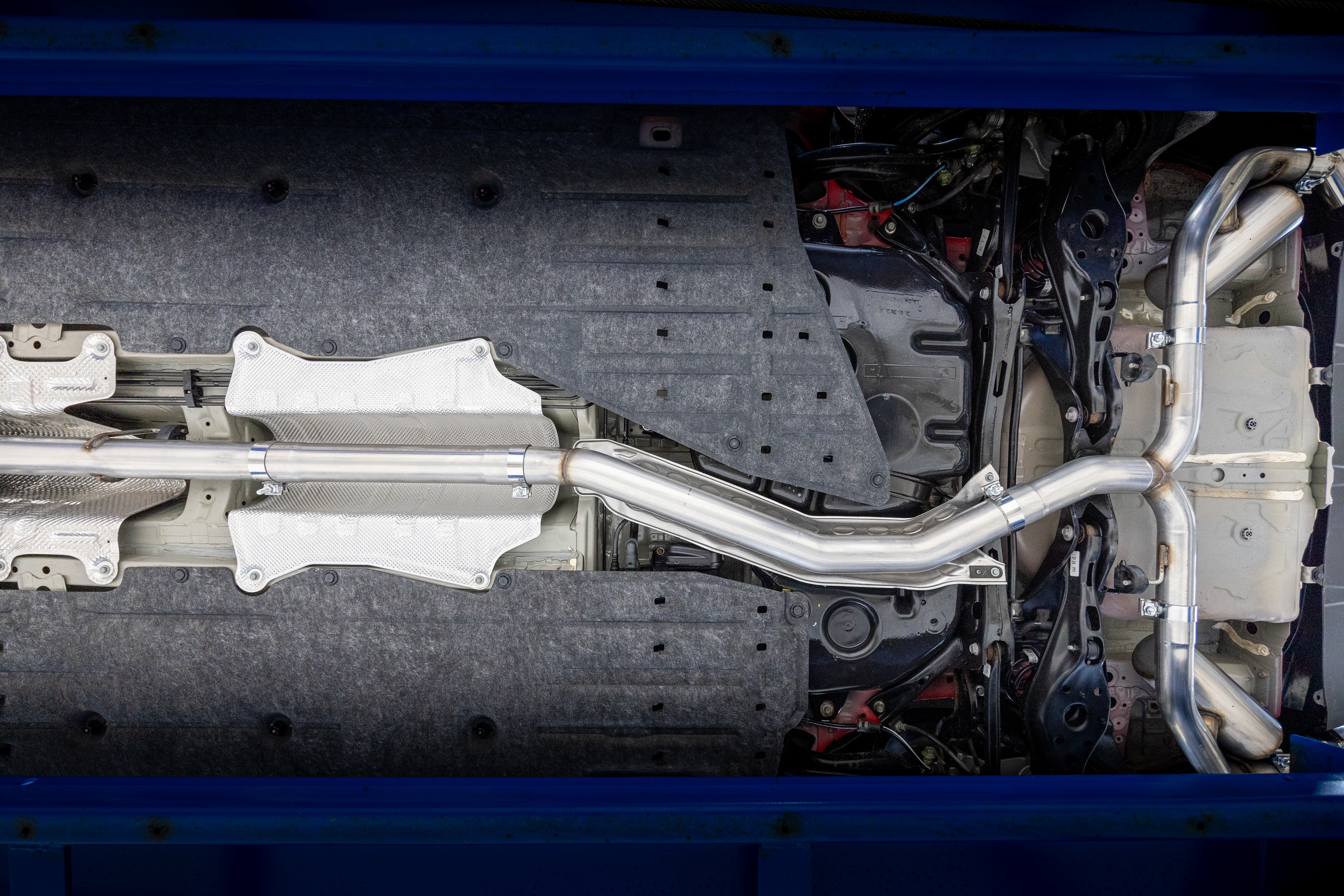 MBRP Exhaust 3in. Cat Back; 2.5in Dual Split Rear; AL